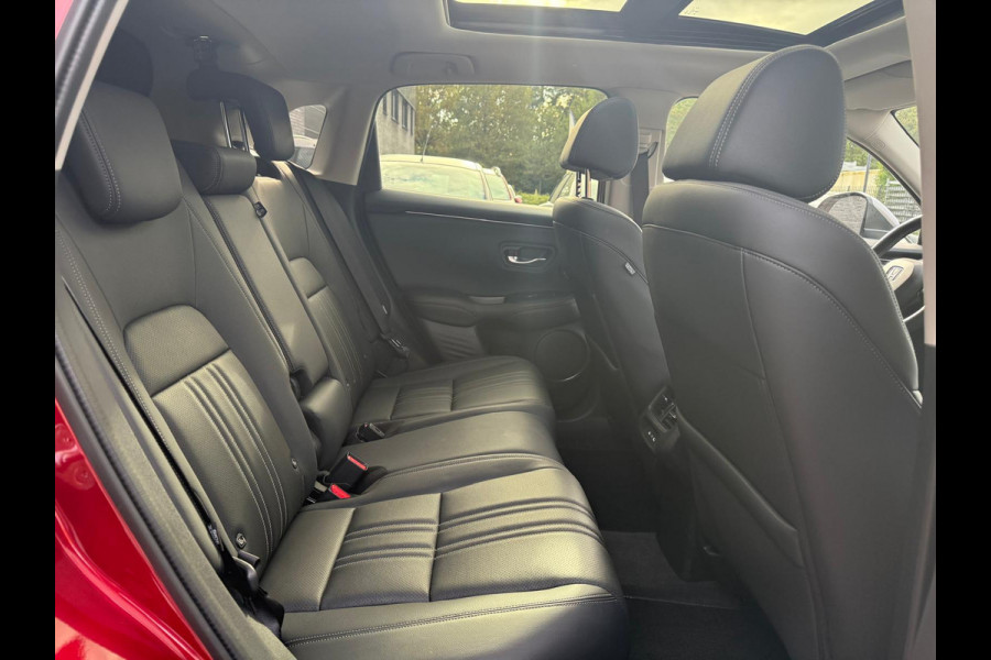 Honda Zr-V 2.0 e:HEV Advance | 3/6/12MND GARANTIE | PANO DAK | LEDER | NIEUW STAAT |