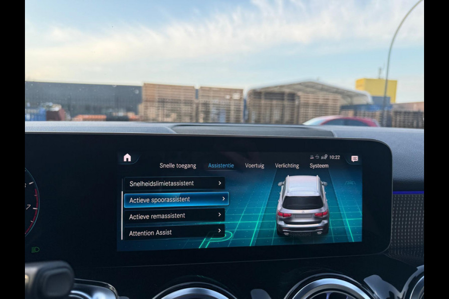 Mercedes-Benz Glb 250 4MATIC Advantage | 1E EIGENAAR | 3/6/12MND GARANTIE | 225 PK | AUTOMAAT | LED | MEMORY | CARPLAY | PANODAK | CRUISE |