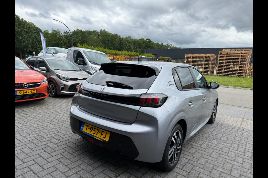 Peugeot 208 75PK Style | 1E EIGENAAR | 3/6/12MND GARANTIE| LED | CARPLAY | NAVI | CRUISE | CLIMA | LMV |