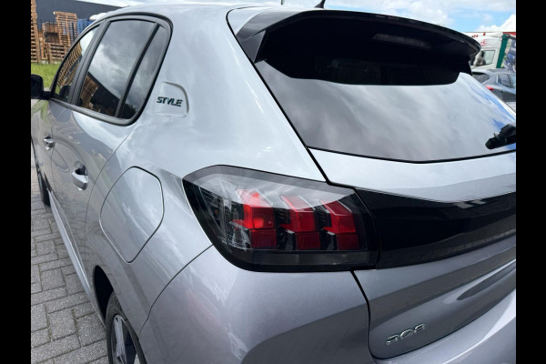 Peugeot 208 75PK Style | 1E EIGENAAR | 3/6/12MND GARANTIE| LED | CARPLAY | NAVI | CRUISE | CLIMA | LMV |