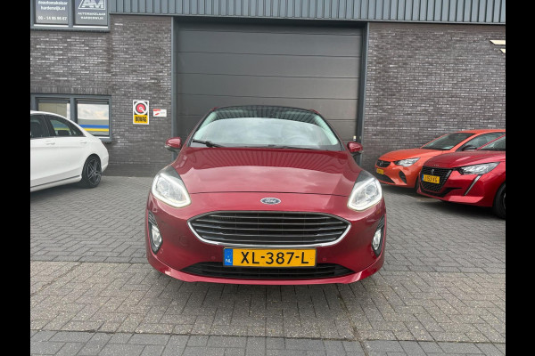 Ford Fiesta 1.0 EcoBoost Titanium | 2E EIGENAAR | 3/6 OF 12 MND GARANTIE | CAMERA | PANO DAK | TREKHAAK | CARPLAY |
