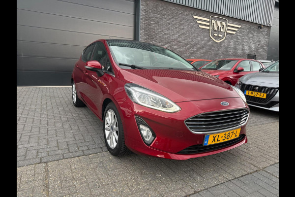 Ford Fiesta 1.0 EcoBoost Titanium | 2E EIGENAAR | 3/6 OF 12 MND GARANTIE | CAMERA | PANO DAK | TREKHAAK | CARPLAY |