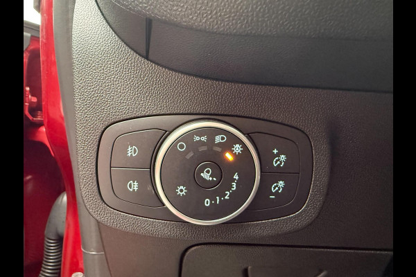 Ford Fiesta 1.0 EcoBoost Titanium | 2E EIGENAAR | 3/6 OF 12 MND GARANTIE | CAMERA | PANO DAK | TREKHAAK | CARPLAY |