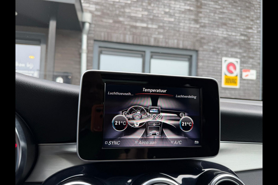 Mercedes-Benz GLC 250 4MATIC Premium | 1E EIGENAAR | 3/6/12MND GARANTIE | PANO | LED | CRUISE | AUTOMAAT | TREKHAAK | AIRCO | CARPLAY |