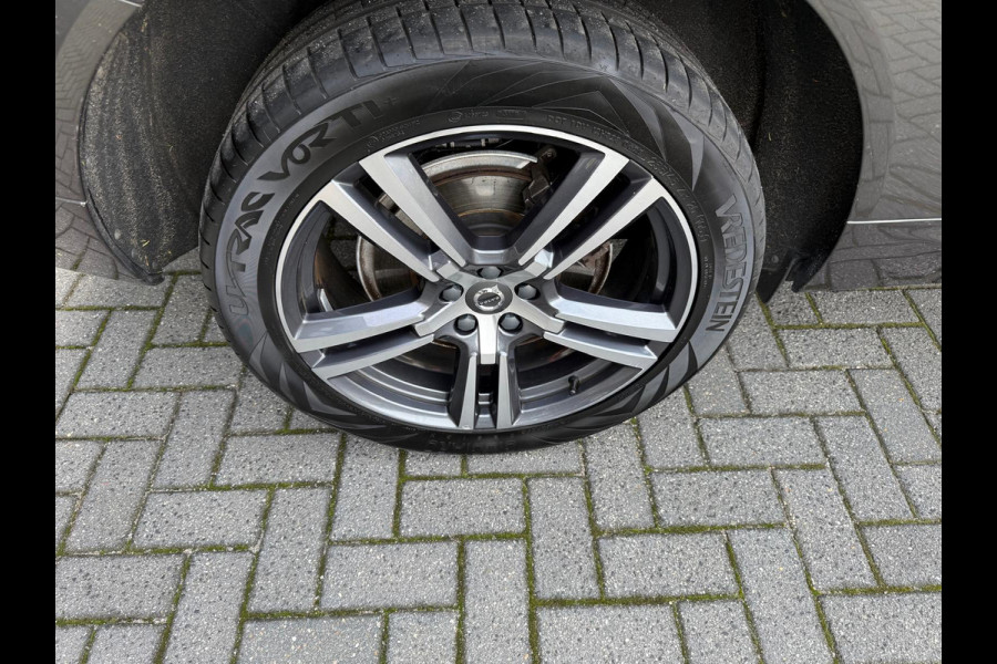 Volvo XC60 2.0 T8 Plug-in hybrid AWD Inscription Exclusive | 1E EIGENAAR | 3/6/12 MND GARANTIE | PANO | LED | ACC | DAB | CARPLAY | TREKHAAK | STOELKOELING |