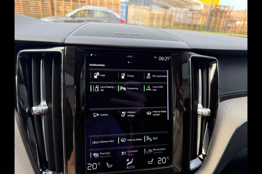 Volvo XC60 2.0 T8 Plug-in hybrid AWD Inscription Exclusive | 1E EIGENAAR | 3/6/12 MND GARANTIE | PANO | LED | ACC | DAB | CARPLAY | TREKHAAK | STOELKOELING |