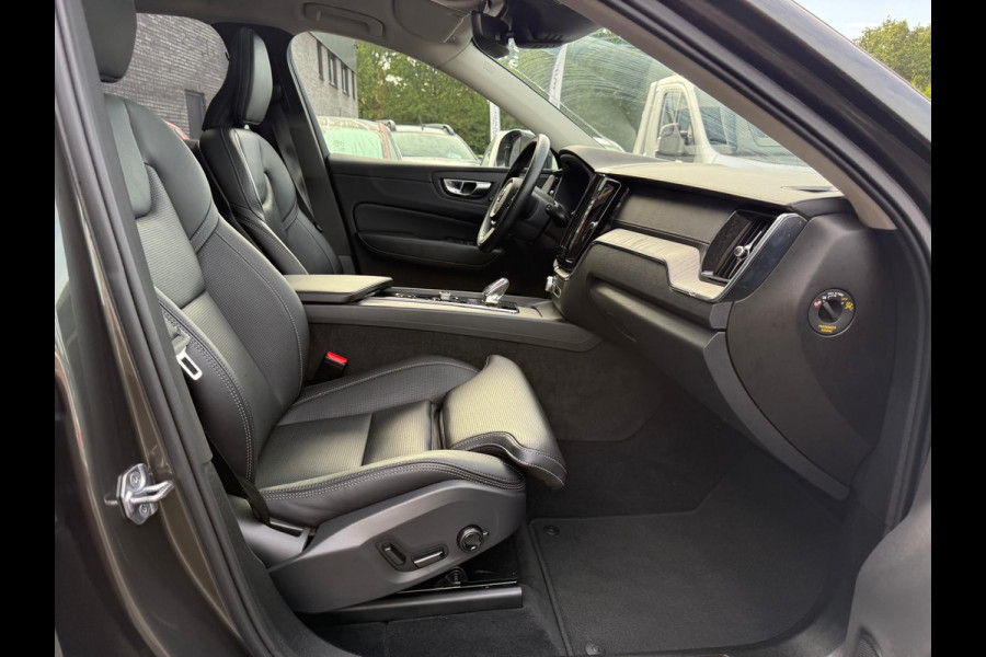 Volvo XC60 2.0 T8 Plug-in hybrid AWD Inscription Exclusive | 1E EIGENAAR | 3/6/12 MND GARANTIE | PANO | LED | ACC | DAB | CARPLAY | TREKHAAK | STOELKOELING |
