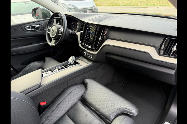 Volvo XC60 2.0 T8 Plug-in hybrid AWD Inscription Exclusive | 1E EIGENAAR | 3/6/12 MND GARANTIE | PANO | LED | ACC | DAB | CARPLAY | TREKHAAK | STOELKOELING |