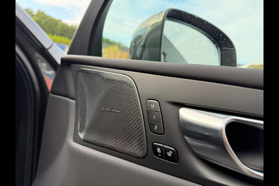 Volvo XC60 2.0 T8 Plug-in hybrid AWD Inscription Exclusive | 1E EIGENAAR | 3/6/12 MND GARANTIE | PANO | LED | ACC | DAB | CARPLAY | TREKHAAK | STOELKOELING |