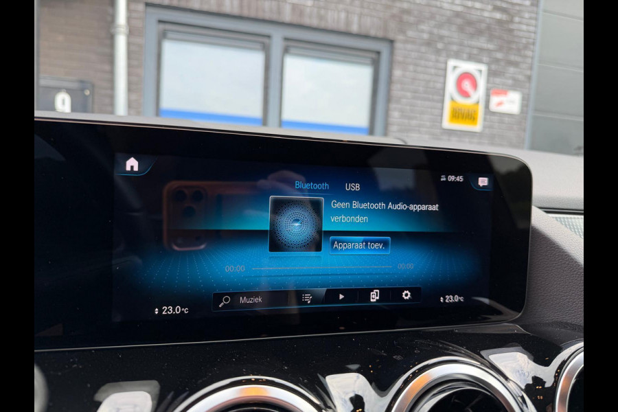 Mercedes-Benz B-Klasse 180 Business Solution AMG | 1E EIGENAAR | 3/6/12MND GARANTIE | LEDER | LED | AUTOMAAT | DAB | CARPLAY | CRUISE | CLIMA | STOELVERWM. |