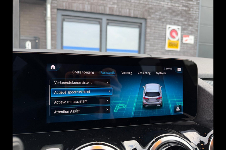 Mercedes-Benz B-Klasse 180 Business Solution AMG | 1E EIGENAAR | 3/6/12MND GARANTIE | LEDER | LED | AUTOMAAT | DAB | CARPLAY | CRUISE | CLIMA | STOELVERWM. |