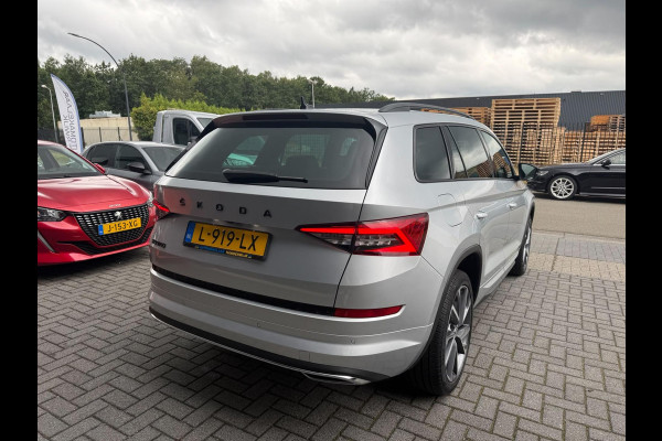 Škoda Kodiaq 1.5 TSI Sportline Business | 1E EIGENAAR | 3/6/12 MND GARANTIE | AUTOMAAT | PANO | LED | DAB | MEMORY | CARPLAY | DIGITAAL COCKPIT | TREKHAAK |