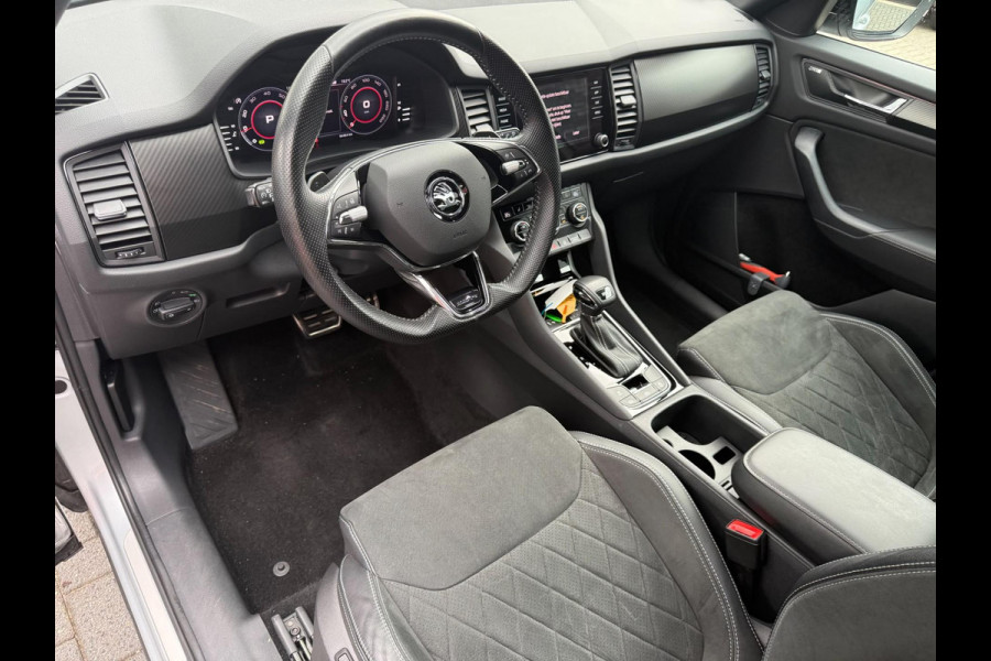 Škoda Kodiaq 1.5 TSI Sportline Business | 1E EIGENAAR | 3/6/12 MND GARANTIE | AUTOMAAT | PANO | LED | DAB | MEMORY | CARPLAY | DIGITAAL COCKPIT | TREKHAAK |