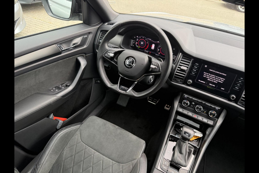 Škoda Kodiaq 1.5 TSI Sportline Business | 1E EIGENAAR | 3/6/12 MND GARANTIE | AUTOMAAT | PANO | LED | DAB | MEMORY | CARPLAY | DIGITAAL COCKPIT | TREKHAAK |