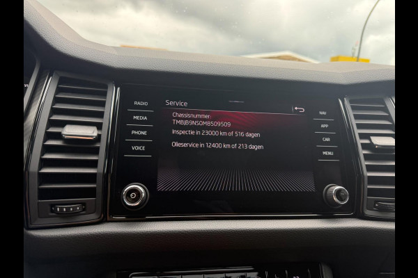 Škoda Kodiaq 1.5 TSI Sportline Business | 1E EIGENAAR | 3/6/12 MND GARANTIE | AUTOMAAT | PANO | LED | DAB | MEMORY | CARPLAY | DIGITAAL COCKPIT | TREKHAAK |