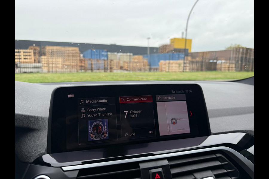 BMW X4 xDrive20i High Executive | 1E EIGENAAR | 3/6/12MND GARANTIE | LED | DAB | CRUISE | TREKHAAK | NAVI | LEDER | HEAD-UP |