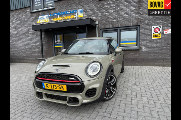 MINI Mini 2.0 John Cooper Works Chili | 1E EIGENAAR | 3/6/12MND GARANTIE | 230PK | PANO | ACC | CARPLAY | LED | HEAD-UP | NAVI | DAB |