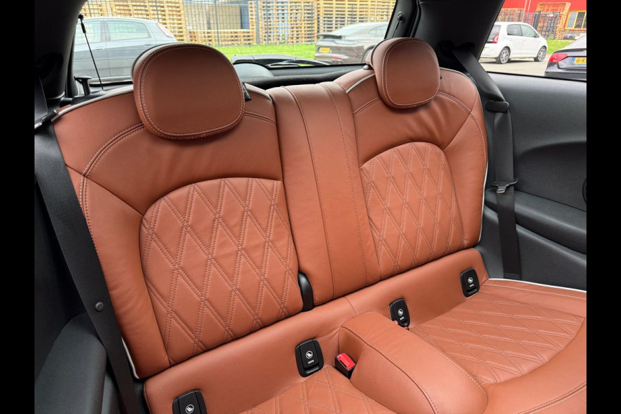 MINI Mini 2.0 John Cooper Works Chili | 1E EIGENAAR | 3/6/12MND GARANTIE | 230PK | PANO | ACC | CARPLAY | LED | HEAD-UP | NAVI | DAB |