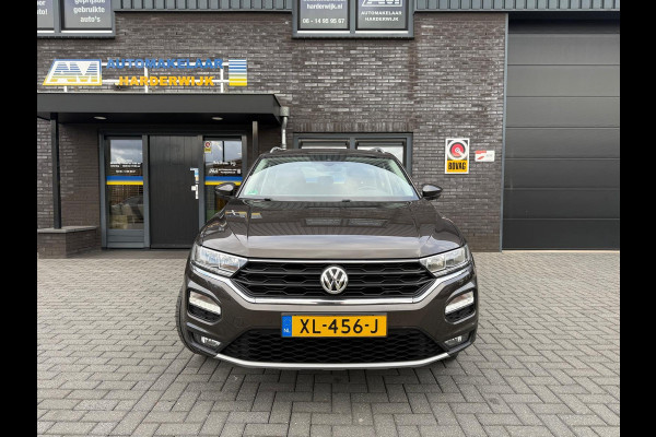 Volkswagen T-Roc 1.5 TSI Style | 1E EIGENAAR | 3/6/12 MND GARANTIE | AUTOMAAT | ACC | NAVI | CARPLAY | DAB | LMV |