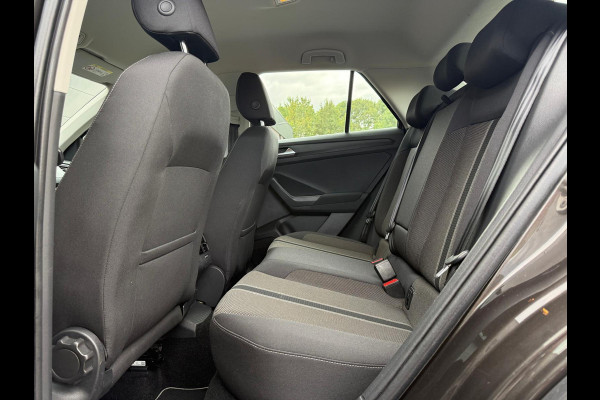 Volkswagen T-Roc 1.5 TSI Style | 1E EIGENAAR | 3/6/12 MND GARANTIE | AUTOMAAT | ACC | NAVI | CARPLAY | DAB | LMV |