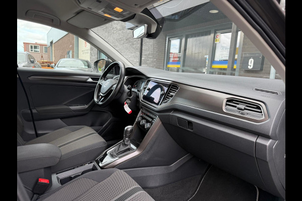 Volkswagen T-Roc 1.5 TSI Style | 1E EIGENAAR | 3/6/12 MND GARANTIE | AUTOMAAT | ACC | NAVI | CARPLAY | DAB | LMV |