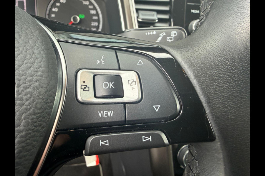 Volkswagen T-Roc 1.5 TSI Style | 1E EIGENAAR | 3/6/12 MND GARANTIE | AUTOMAAT | ACC | NAVI | CARPLAY | DAB | LMV |
