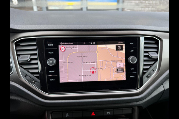 Volkswagen T-Roc 1.5 TSI Style | 1E EIGENAAR | 3/6/12 MND GARANTIE | AUTOMAAT | ACC | NAVI | CARPLAY | DAB | LMV |