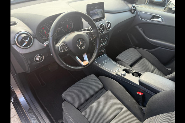 Mercedes-Benz B-Klasse 180 Ambition | 1E EIGENAAR | 3/6/12MND GARANTIE | NAVI | LED | AICRO | CRUISE | TREKHAAK |