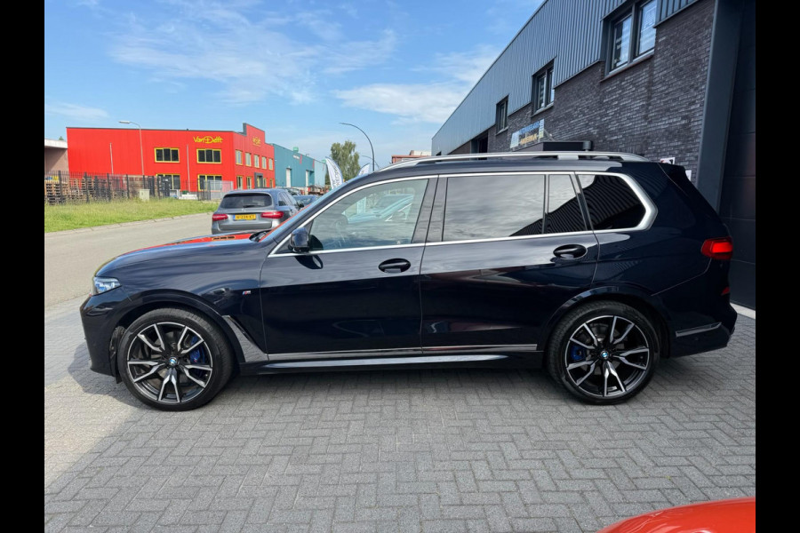 BMW X7 xDrive40i 6p. | 2E EIGENAAR | 3/6/12MND GARANTIE| M-SPORT |PANO | LASER | LED | B&W | MASSAGE | CARPLAY | TREKHAAK | DAB | BOMVOL |