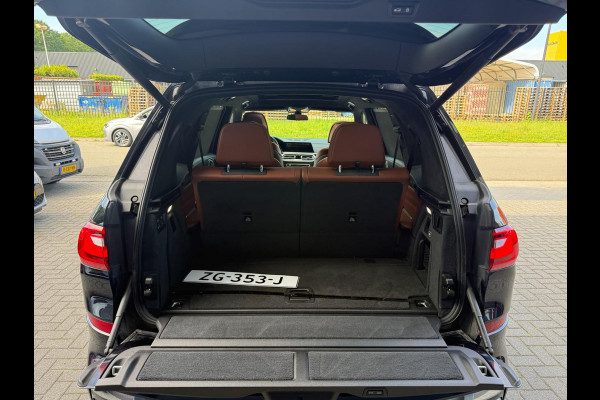 BMW X7 xDrive40i 6p. | 2E EIGENAAR | 3/6/12MND GARANTIE| M-SPORT |PANO | LASER | LED | B&W | MASSAGE | CARPLAY | TREKHAAK | DAB | BOMVOL |