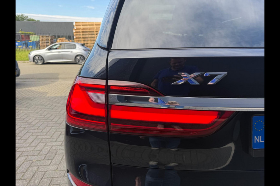 BMW X7 xDrive40i 6p. | 2E EIGENAAR | 3/6/12MND GARANTIE| M-SPORT |PANO | LASER | LED | B&W | MASSAGE | CARPLAY | TREKHAAK | DAB | BOMVOL |