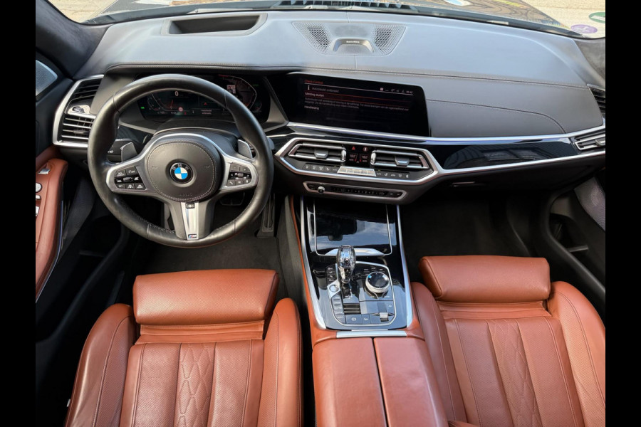 BMW X7 xDrive40i 6p. | 2E EIGENAAR | 3/6/12MND GARANTIE| M-SPORT |PANO | LASER | LED | B&W | MASSAGE | CARPLAY | TREKHAAK | DAB | BOMVOL |