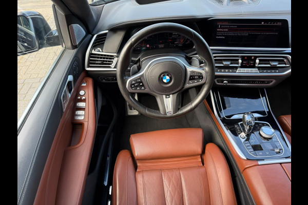 BMW X7 xDrive40i 6p. | 2E EIGENAAR | 3/6/12MND GARANTIE| M-SPORT |PANO | LASER | LED | B&W | MASSAGE | CARPLAY | TREKHAAK | DAB | BOMVOL |