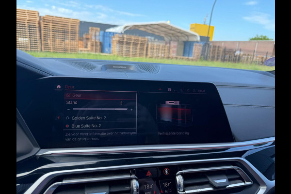 BMW X7 xDrive40i 6p. | 2E EIGENAAR | 3/6/12MND GARANTIE| M-SPORT |PANO | LASER | LED | B&W | MASSAGE | CARPLAY | TREKHAAK | DAB | BOMVOL |