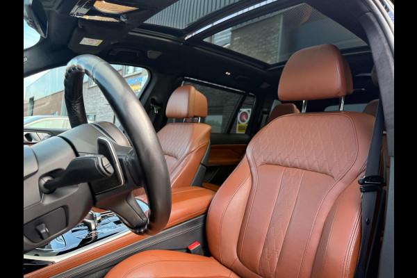 BMW X7 xDrive40i 6p. | 2E EIGENAAR | 3/6/12MND GARANTIE| M-SPORT |PANO | LASER | LED | B&W | MASSAGE | CARPLAY | TREKHAAK | DAB | BOMVOL |
