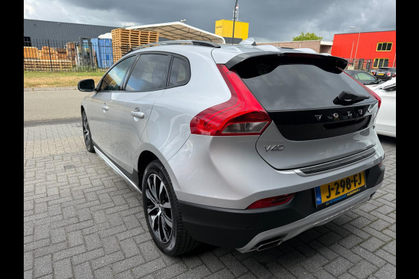 Volvo V40 Cross Country 1.5 T3 Summum | 2E EIGENAAR | 3/6 of 12 MND GARANTIE | PANO DAK | CAMERA | NAVI | MEMORY |