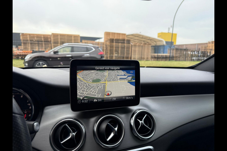 Mercedes-Benz GLA 250 Premium Plus | 1E EIGENAAR | 3/6/12MND GARANTIE | LED | DAB | TREKHAAK | CRUISE | PANO |