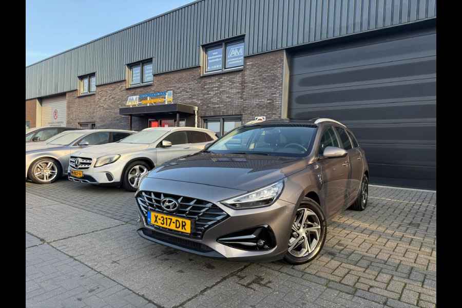 Hyundai i30 Wagon 1.5 T-GDi MHEV Premium | 1E EIGENAAR | 3/6/12MND GARANTIE| LED | CARPLAY | SCHUIFDAK | DAB | NAVI | CRUISE | 160PK |