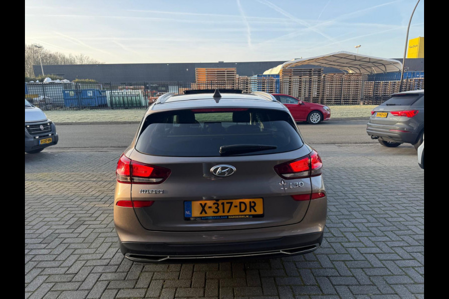 Hyundai i30 Wagon 1.5 T-GDi MHEV Premium | 1E EIGENAAR | 3/6/12MND GARANTIE| LED | CARPLAY | SCHUIFDAK | DAB | NAVI | CRUISE | 160PK |