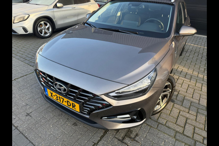 Hyundai i30 Wagon 1.5 T-GDi MHEV Premium | 1E EIGENAAR | 3/6/12MND GARANTIE| LED | CARPLAY | SCHUIFDAK | DAB | NAVI | CRUISE | 160PK |