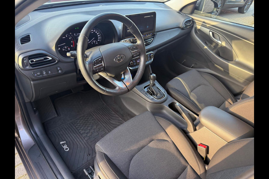 Hyundai i30 Wagon 1.5 T-GDi MHEV Premium | 1E EIGENAAR | 3/6/12MND GARANTIE| LED | CARPLAY | SCHUIFDAK | DAB | NAVI | CRUISE | 160PK |