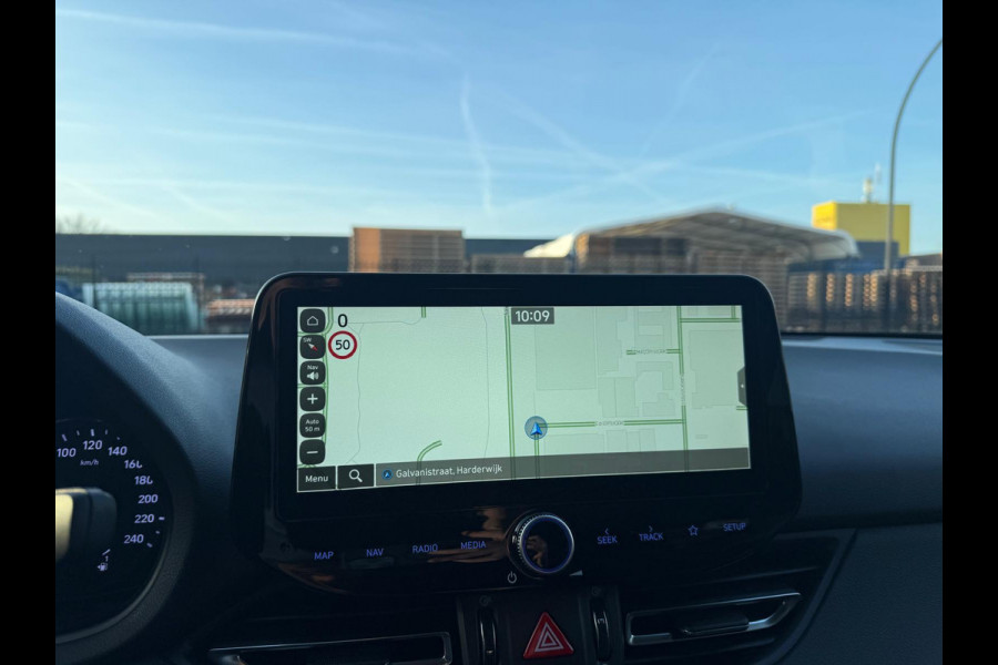 Hyundai i30 Wagon 1.5 T-GDi MHEV Premium | 1E EIGENAAR | 3/6/12MND GARANTIE| LED | CARPLAY | SCHUIFDAK | DAB | NAVI | CRUISE | 160PK |