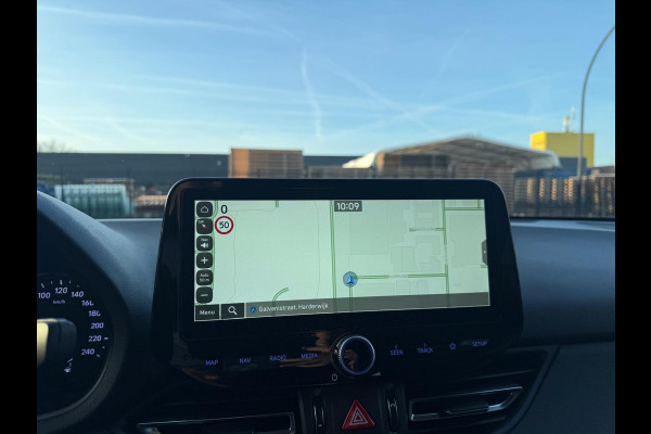 Hyundai i30 Wagon 1.5 T-GDi MHEV Premium | 1E EIGENAAR | 3/6/12MND GARANTIE| LED | CARPLAY | SCHUIFDAK | DAB | NAVI | CRUISE | 160PK |