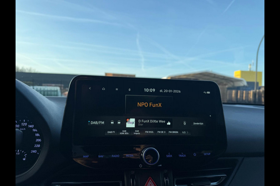 Hyundai i30 Wagon 1.5 T-GDi MHEV Premium | 1E EIGENAAR | 3/6/12MND GARANTIE| LED | CARPLAY | SCHUIFDAK | DAB | NAVI | CRUISE | 160PK |