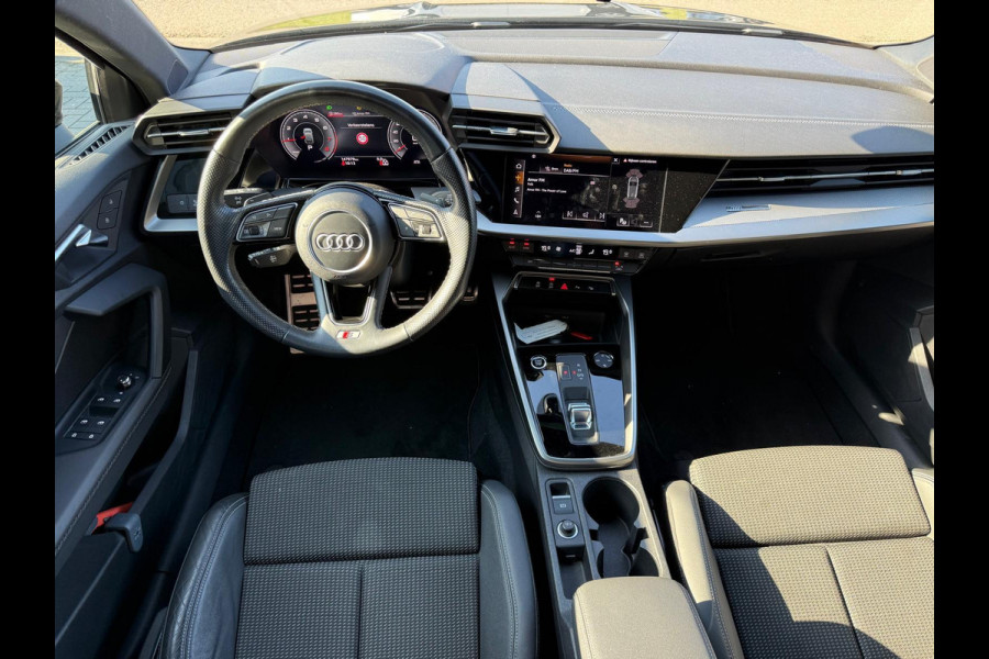Audi A3 Sportback 30 TFSI S edition | 1E EIGENAAR | 3/6/12MND GARANTIE| LED | DAB | CARPLAY | NAVI | CRUISE | S-LINE |