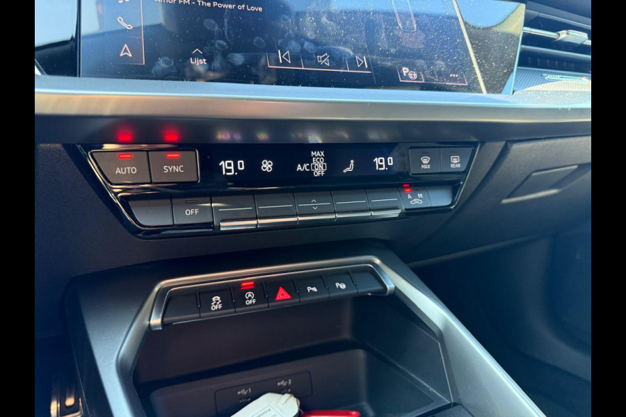 Audi A3 Sportback 30 TFSI S edition | 1E EIGENAAR | 3/6/12MND GARANTIE| LED | DAB | CARPLAY | NAVI | CRUISE | S-LINE |