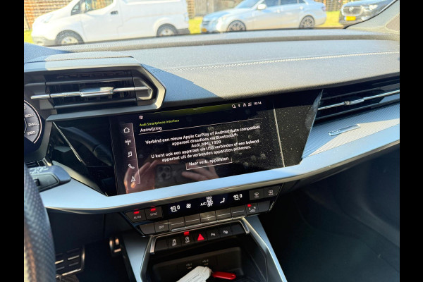 Audi A3 Sportback 30 TFSI S edition | 1E EIGENAAR | 3/6/12MND GARANTIE| LED | DAB | CARPLAY | NAVI | CRUISE | S-LINE |