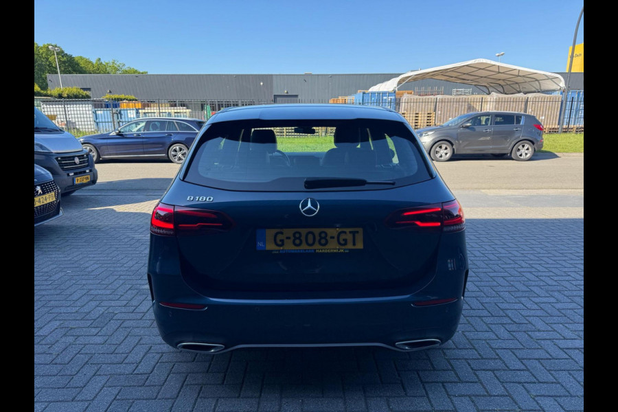 Mercedes-Benz B-Klasse 180 Business Solution AMG | 3/6/12MND GARANTIE | AUTOMAAT | LED | CRUISE | CARPLAY | DAB | AIRCO | STOELVERWM. |