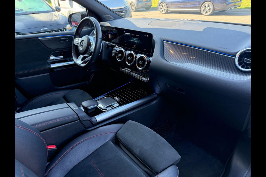 Mercedes-Benz B-Klasse 180 Business Solution AMG | 3/6/12MND GARANTIE | AUTOMAAT | LED | CRUISE | CARPLAY | DAB | AIRCO | STOELVERWM. |