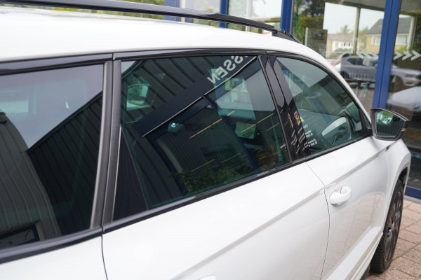 Škoda Karoq 1.5 TSI ACT Sportline Business|Prijs rijklaar incl.12 mnd garantie| Navi Keyless Stoel/Stuur+achterbank verw. Carplay